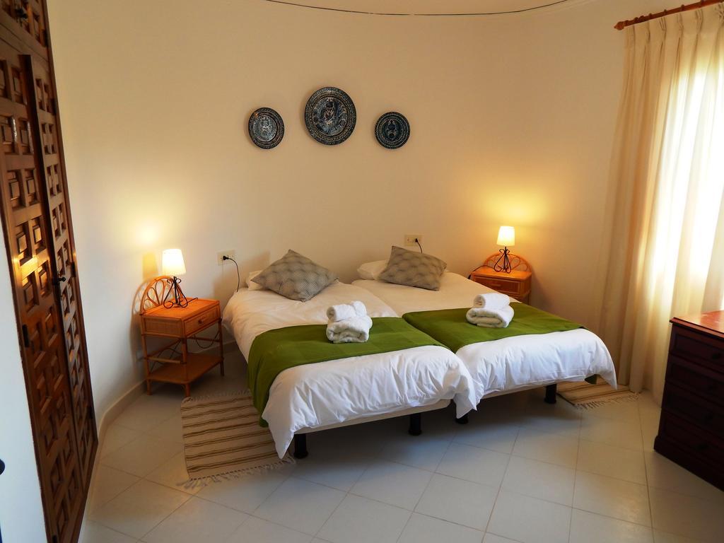Villa Carfax Orba Ngoại thất bức ảnh